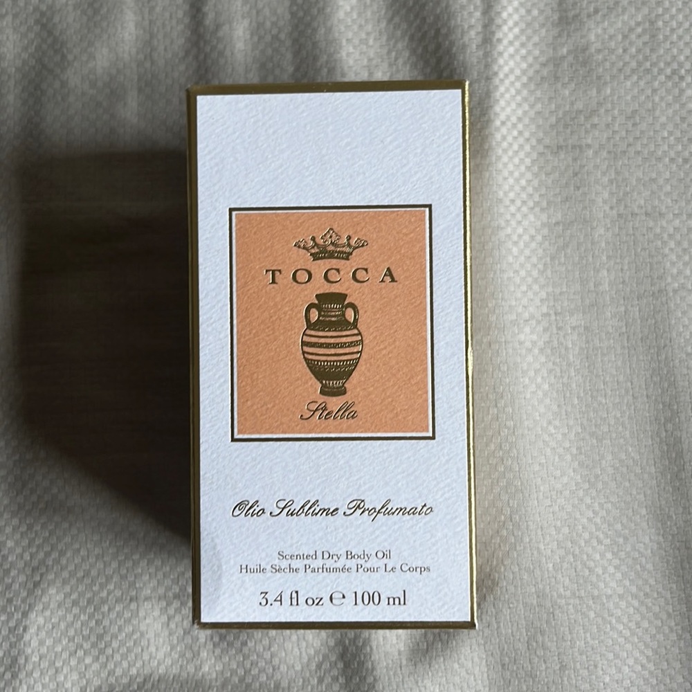 TOCCA Dry Body Oil in the scent Stella